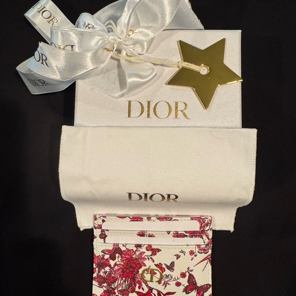 Dior Red and White Five Slot Card Holder with Floral Design - Picture 7 of 8